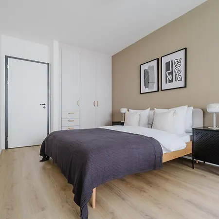 Appartamento Blueground 7 Balcony Stromovka Park Prg-26
