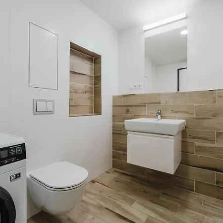 Апартаменты Blueground 7 Balcony Stromovka Park Prg-26 *