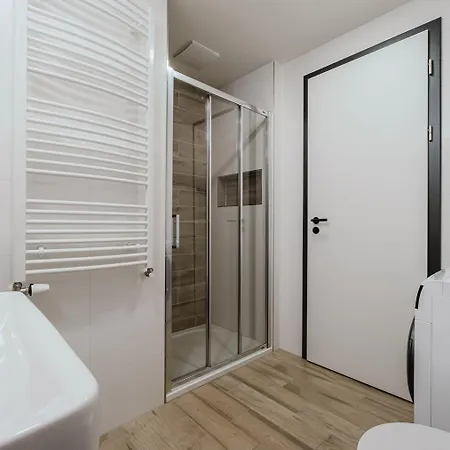 Appartement Blueground 7 Balcony Stromovka Park Prg-26 Prague