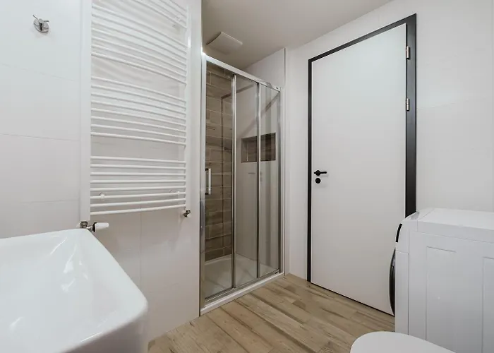 아파트 Blueground 7 Balcony Stromovka Park Prg-26 프라하
