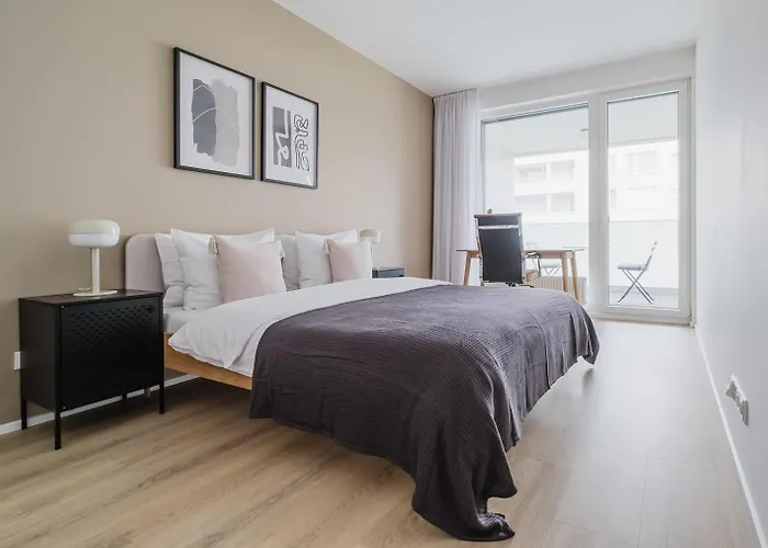 아파트 Blueground 7 Balcony Stromovka Park Prg-26 프라하